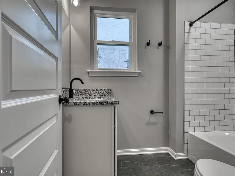 6722 Brentwood Ave #2 — Photo 16