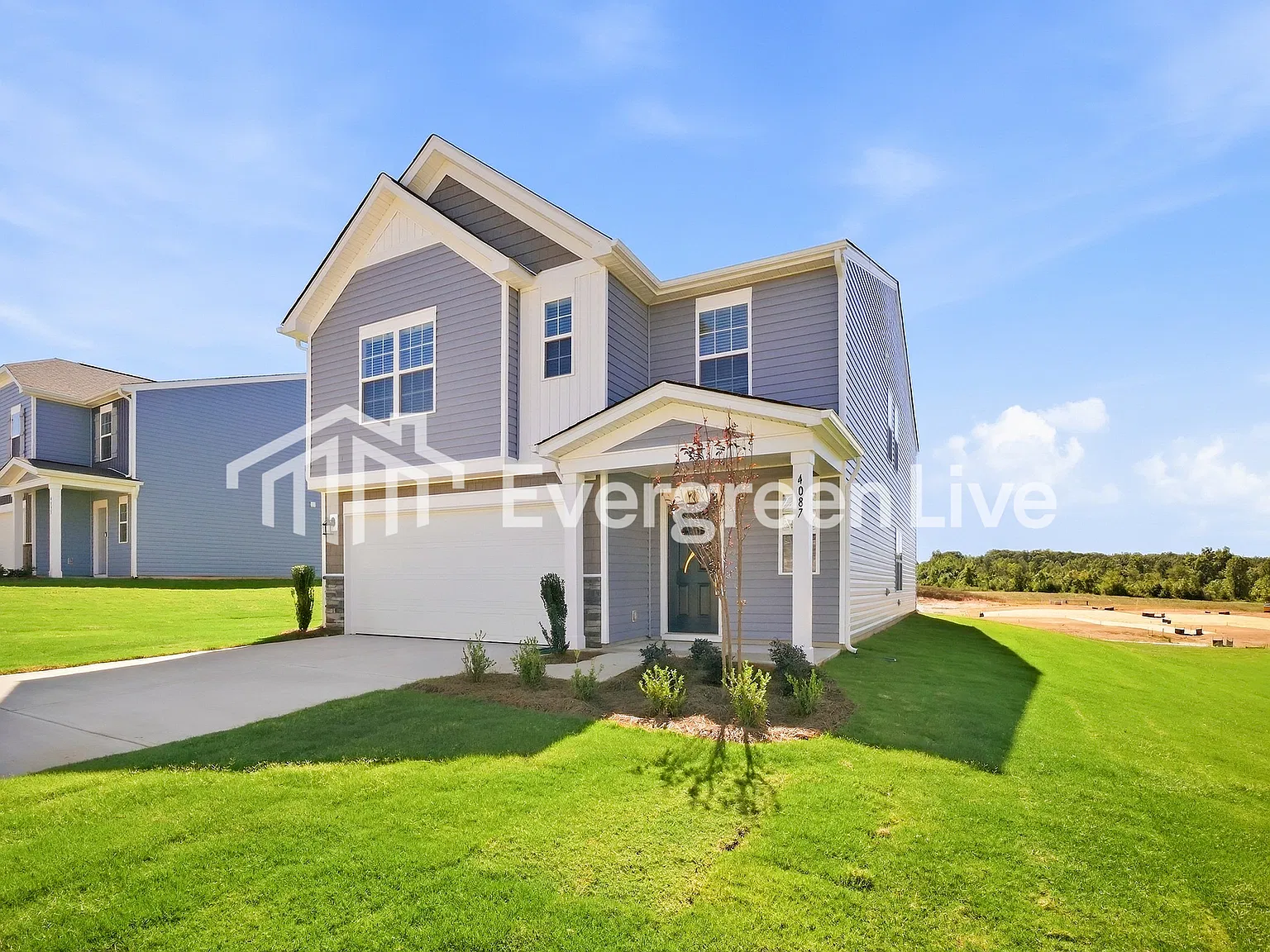 5 bed, 3.0 bath, 2578 sqft, $2,110 — Photo 2