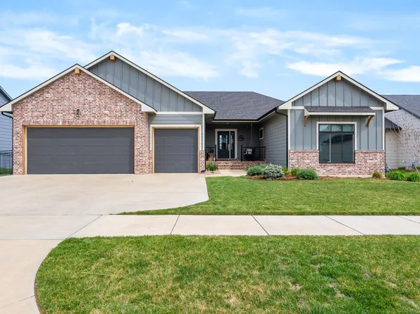 1320 Footbridge St, Goddard, KS 67052