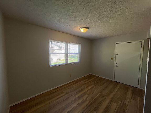 3rd image of 3465 S Campbell Ave APT 61