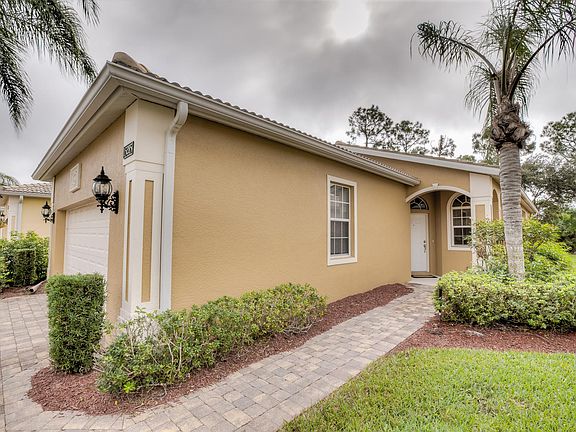 3rd image of 15285 Cortona Way #15285