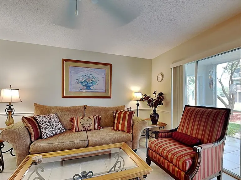 6501 Stone River Rd #110 — Photo 9