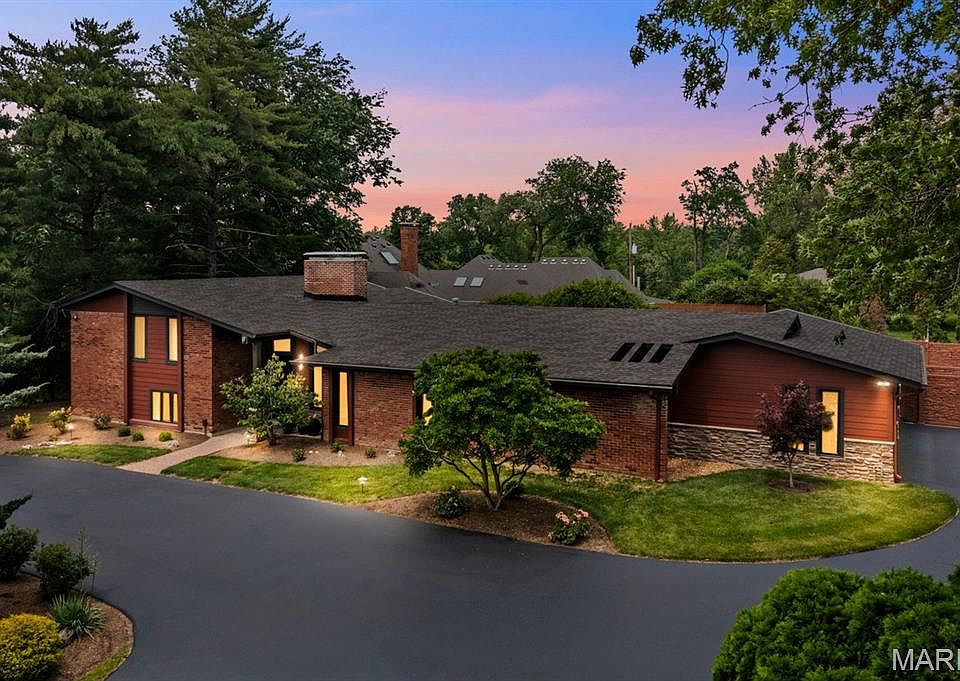10947 Janridge Ln, Saint Louis, MO 63141 | Zillow