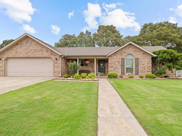 2901 Stonegate Dr, Paragould, AR 72450