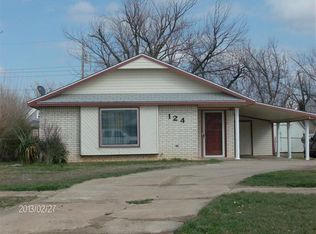 124 S Lowe St, Hobart, OK 73651