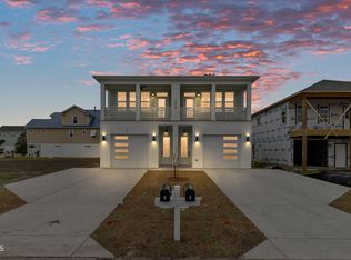 1518 Pinfish Ln #1, Carolina Beach, NC 28428