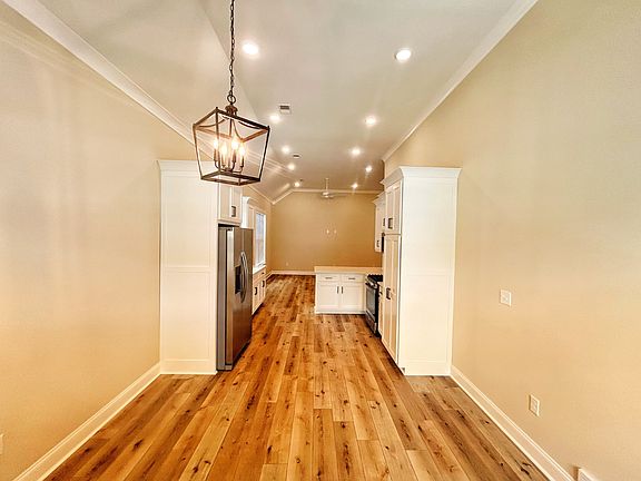 4th image of 722 Turkey Oak Cv