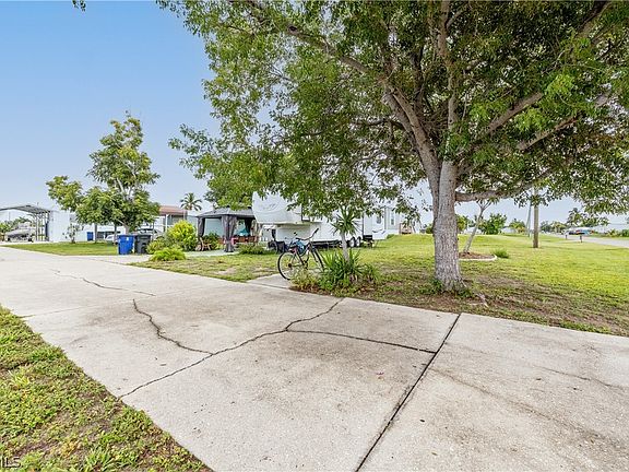 2nd image of 5008 Sandpiper Dr