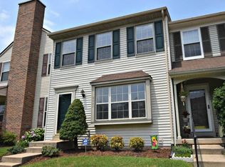 6422 Selby Ct, Centreville, VA 20121