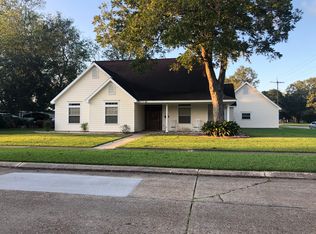 438 E Division St, Jennings, LA 70546