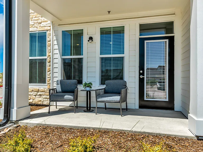 Atlas Bluewood Apartments — Photo 17
