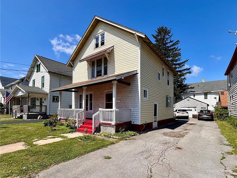 Listing photo 3