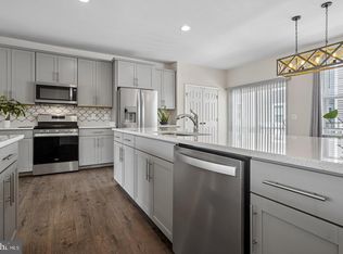 8358 Sallyport St, Lorton, VA 22079