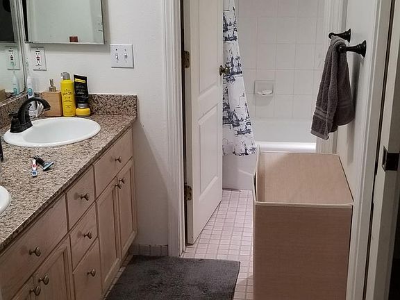 5th image of 1142 Eddy St