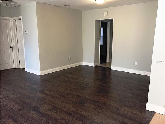 3rd image of 211 Marham Ave