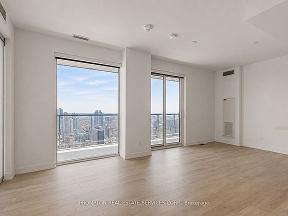 4th image of 3 Gloucester St #4503