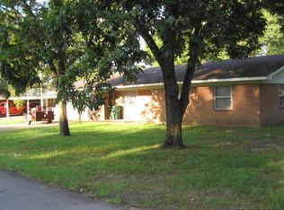 302 S Jones St, Nashville, AR 71852