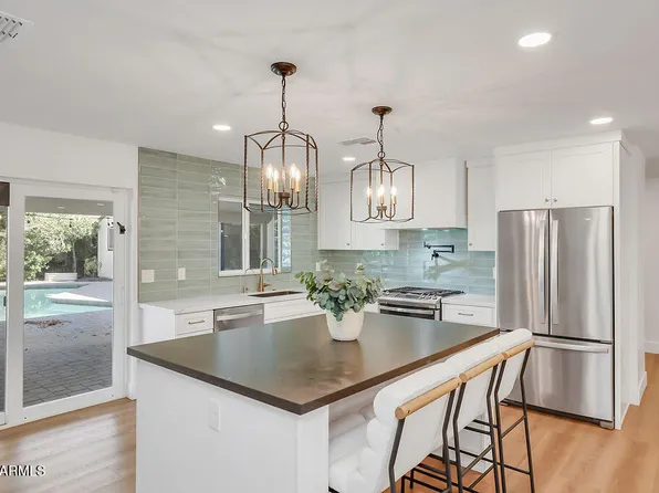 4102 E PINCHOT Avenue, Phoenix, AZ 85018