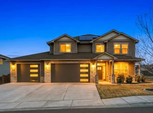 548 Athens Dr, West Richland, WA 99353
