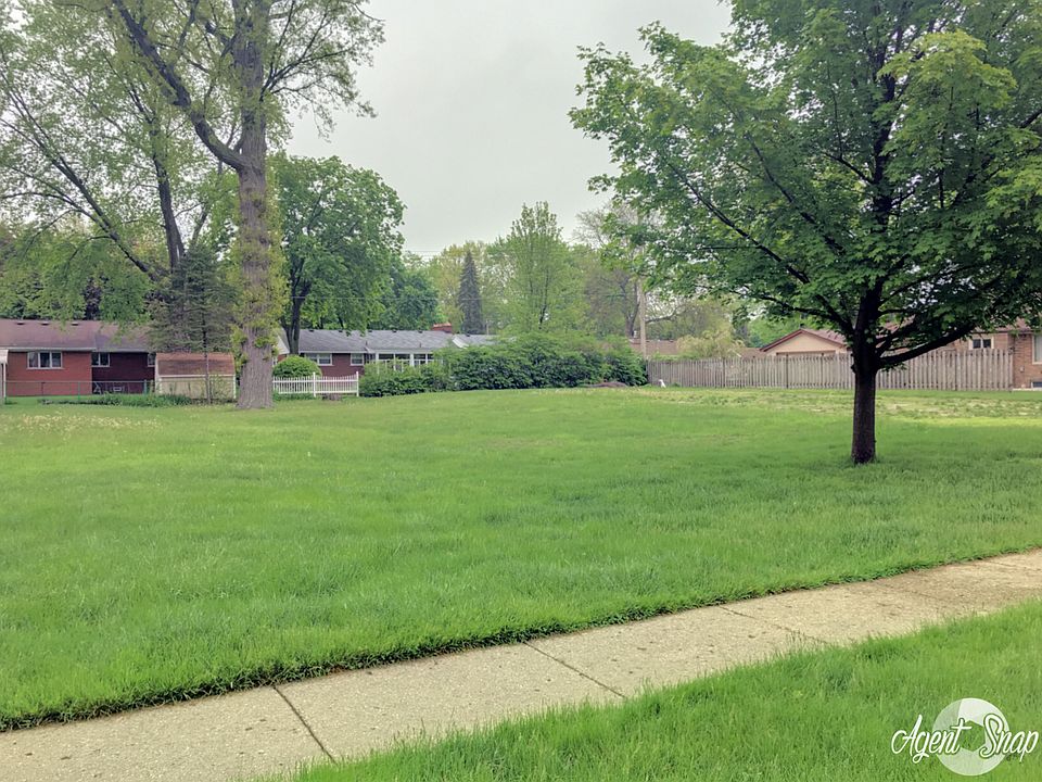 1st image of 510 Brown St