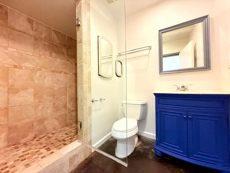 1734 N. Main St.,/ 633 Gibbons Street — Photo 10