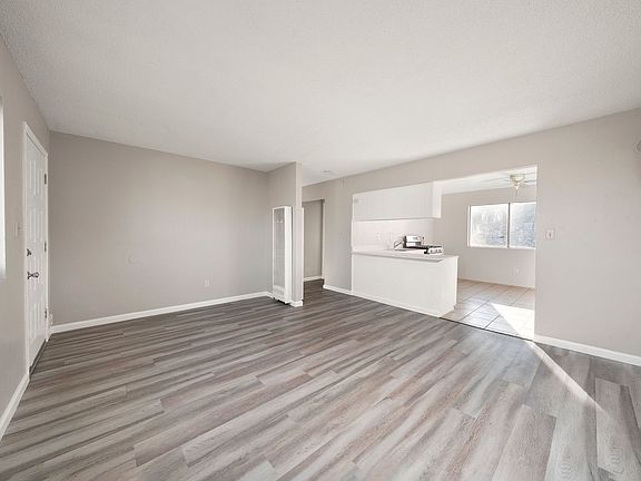 2nd image of 1141 Grand Ave APT D