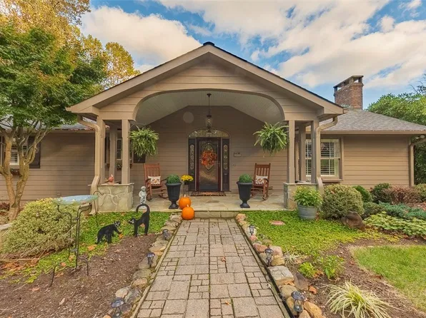 23 Valley Vista, Roaring Gap, NC 28668