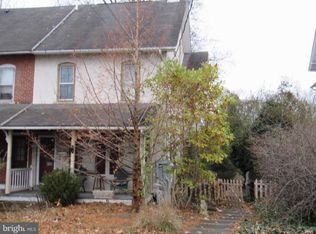 412 Lawn Ave, Sellersville, PA 18960