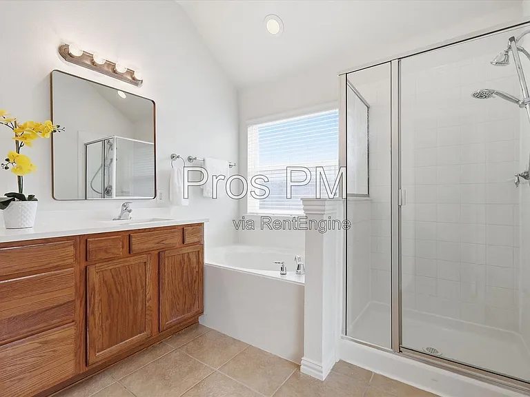 2432 Chesterwood Dr — Photo 29