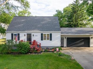 1306 Frost Rd, Streetsboro, OH 44241