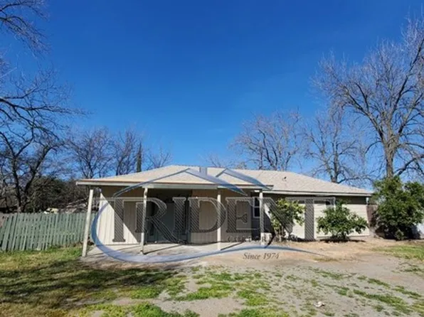 1821 Duplex Sierra, Marysville, CA