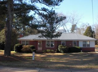 209 Glen Iris Dr, Monroe, GA 30655