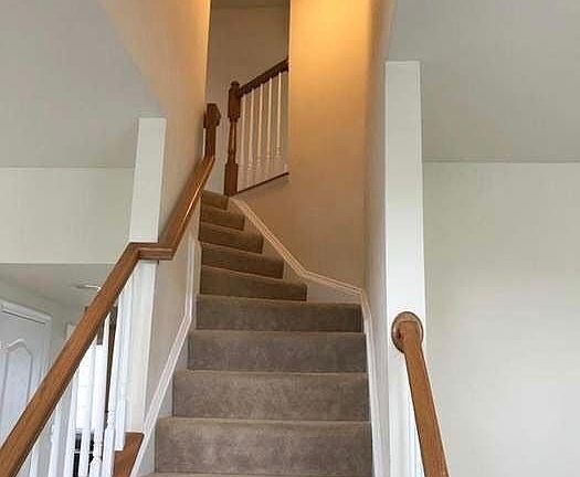 4th image of 109 Worthington Ct