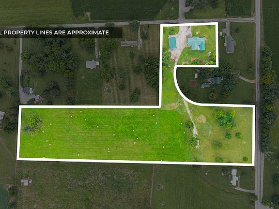 4th image of 2679 Loop Ln