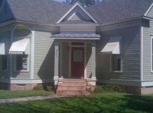 501 Crockett St, Martindale, TX 78655