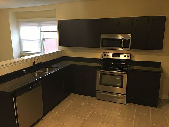 2nd image of 1445 S 2nd St APT 3