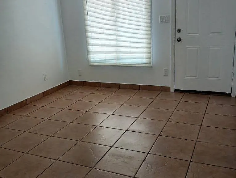 2308 E Broadway Rd #A — Photo 1