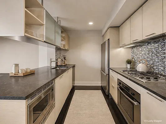 Kitchen, photo 1