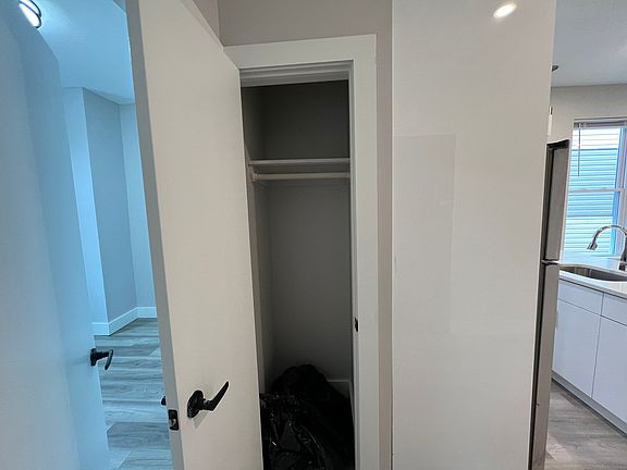 5th image of 120 Neptune Ave #39E