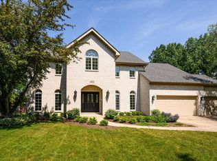 2472 Wentworth Ln, Aurora, IL 60502