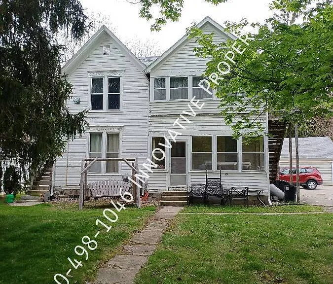 302 Pine St #3 — Photo 2