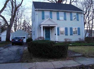36 South St, Brockport, NY 14420