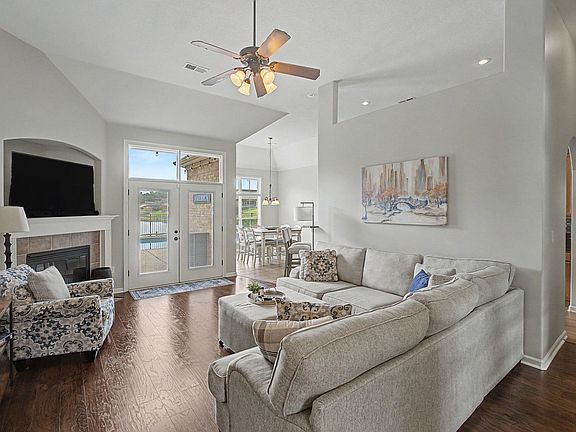 4th image of 3256 Richland View Ln