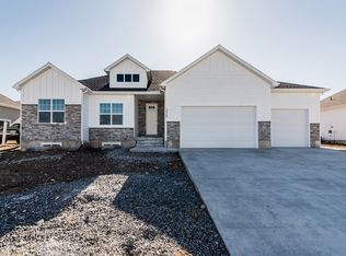 238 S 890 E, Smithfield, UT 84335