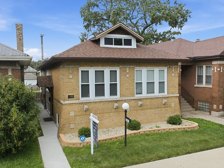8326 S Luella Ave — Photo 33