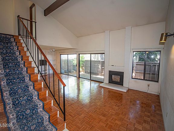 3rd image of 309 Lorraine Ct
