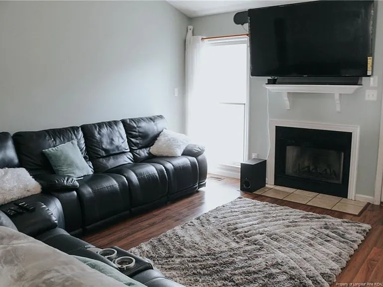 1411 Furnish Dr — Photo 2