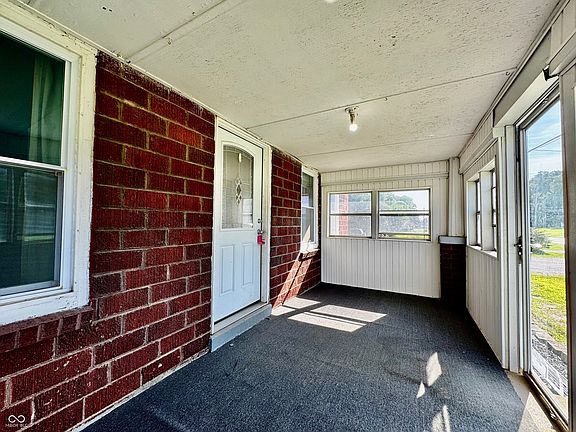4th image of 1154 S State Road 135