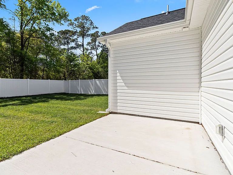 1622 San Andres Ave — Photo 25
