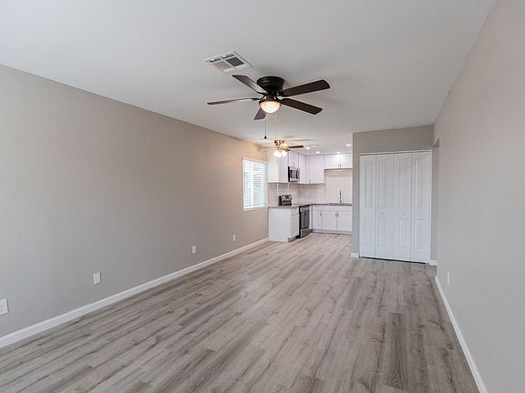 4th image of 4644 E Caballero St #3